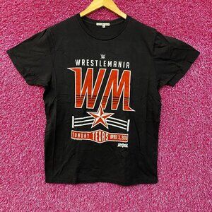 WWE WrestleMania 32 Texas T-Shirt Medium